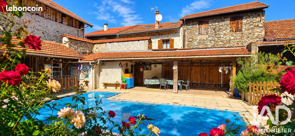 Maison 4 pièces 121 m² · à Saint-Maximin · 121 m² · 329 000 €