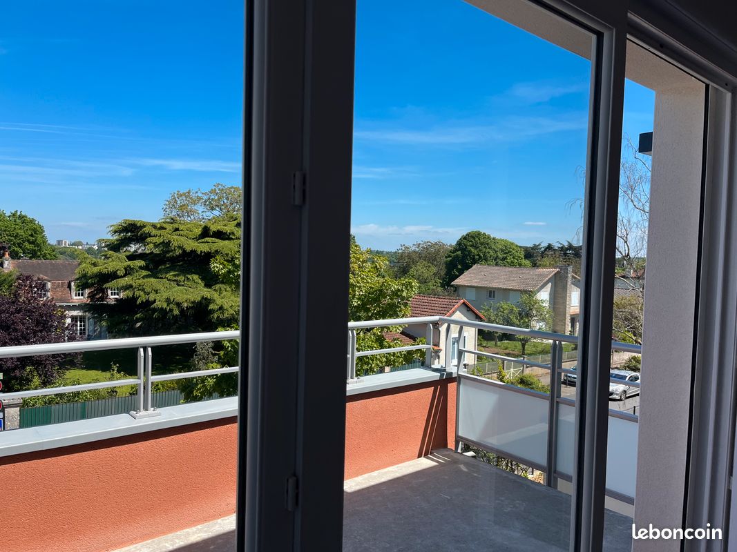 Location t3 poitiers - Poitiers 86000 (image principale 0)
