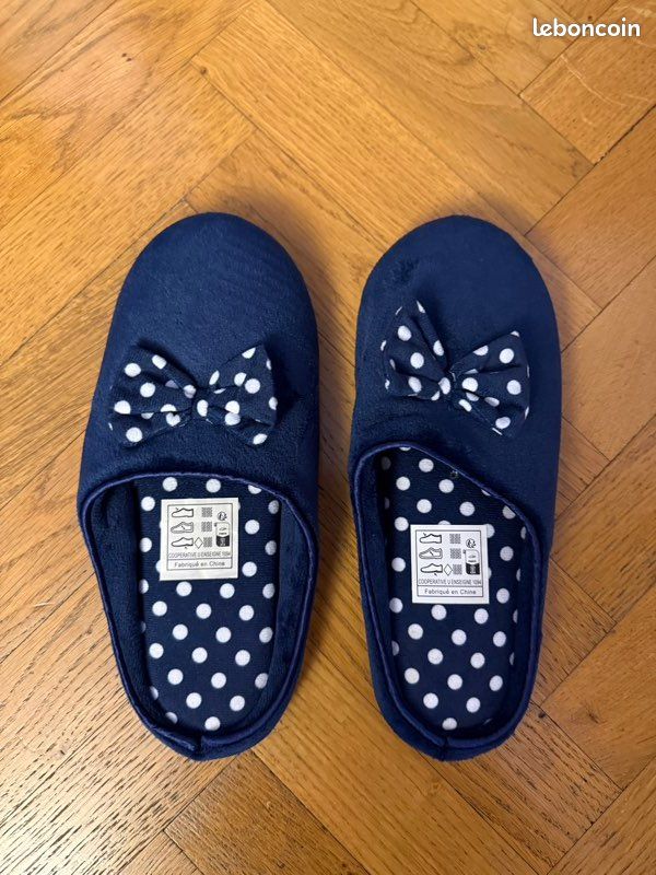 Chaussons Femme ETAM Pointure 36 - Couleur Lagoon (bleu) à Pois Blancs, Style Basket, Neufs Avec Emballage