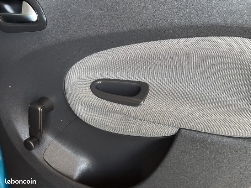 Citroen C3 PICASSO 1.6 HDI90 CONFORT à partir de 146,90 /mois (image 31)