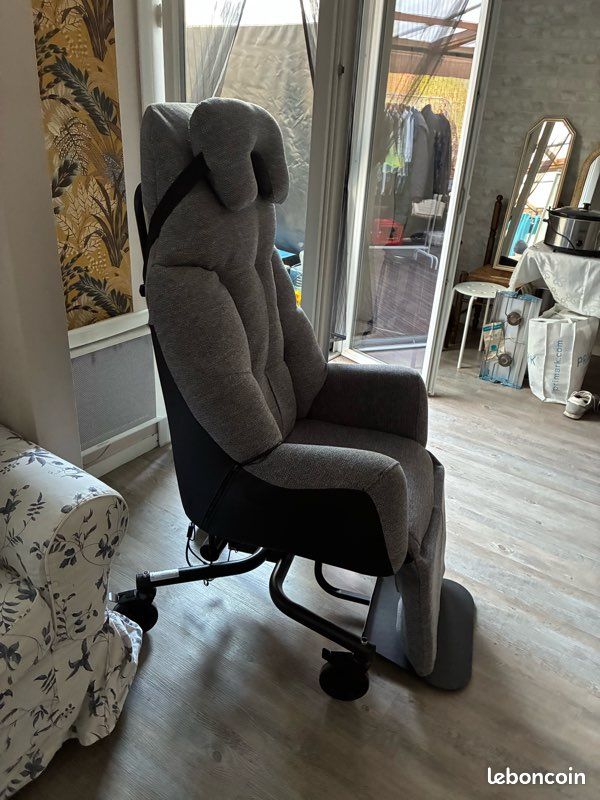 Fauteuil électrique (image 4)
