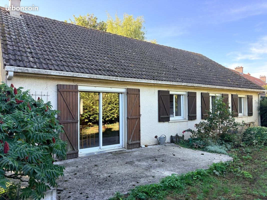 Maison 5 pièces 97 m² · à Saint-Sauflieu · 97 m² · 230 000 €