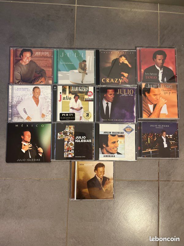 Lot CD Julio iglesias (image 1)