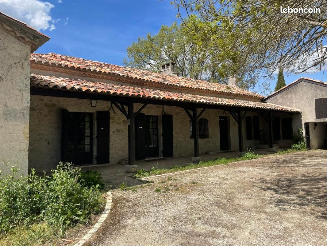 Maison 5 pièces 137 m² · à Astaffort · 137 m² · 200 000 €