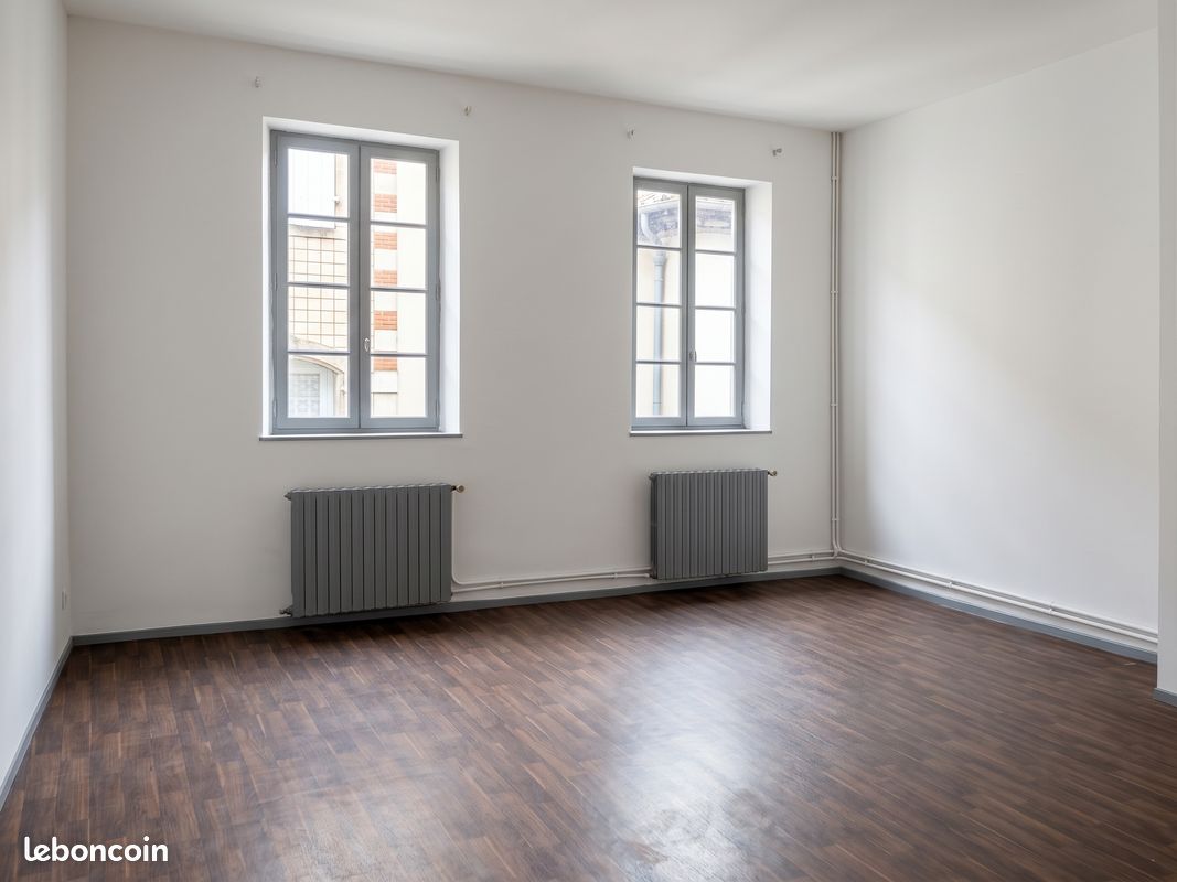 Appartement 5 pièces 114 m² · à Foix · 114 m² · 690 €/mois