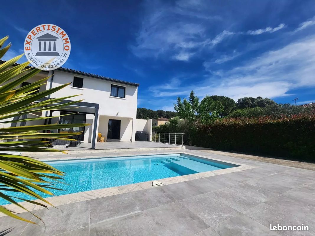 Maison 4 pièces 111 m² · à Velaux · 111 m² · 569 000 €