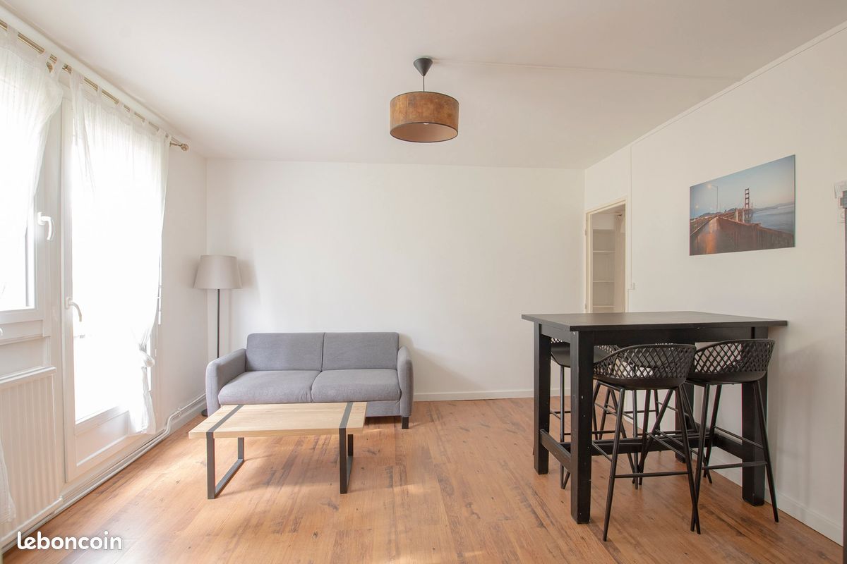 Appartement 4 pièces 63 m² · à Villenave-d'Ornon · 63,4 m² · 1 080 €