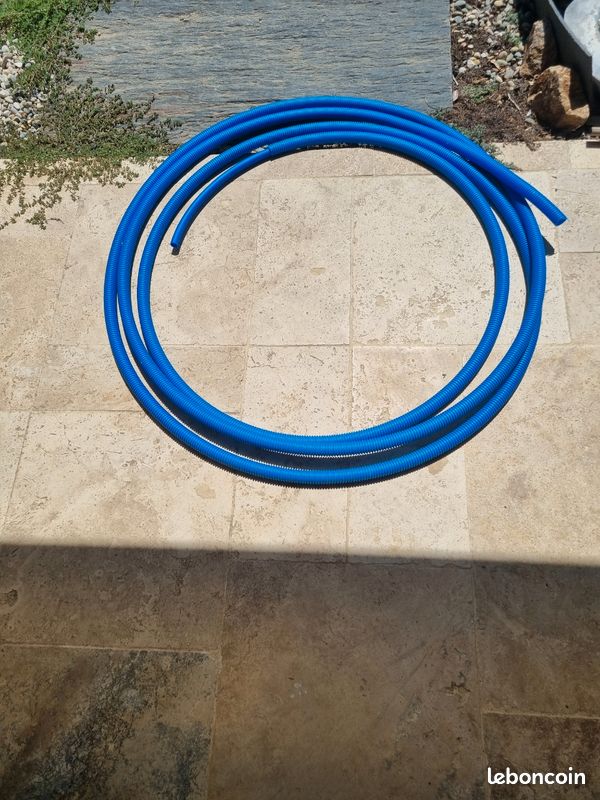 8,30m tube per 16mm (image 3)