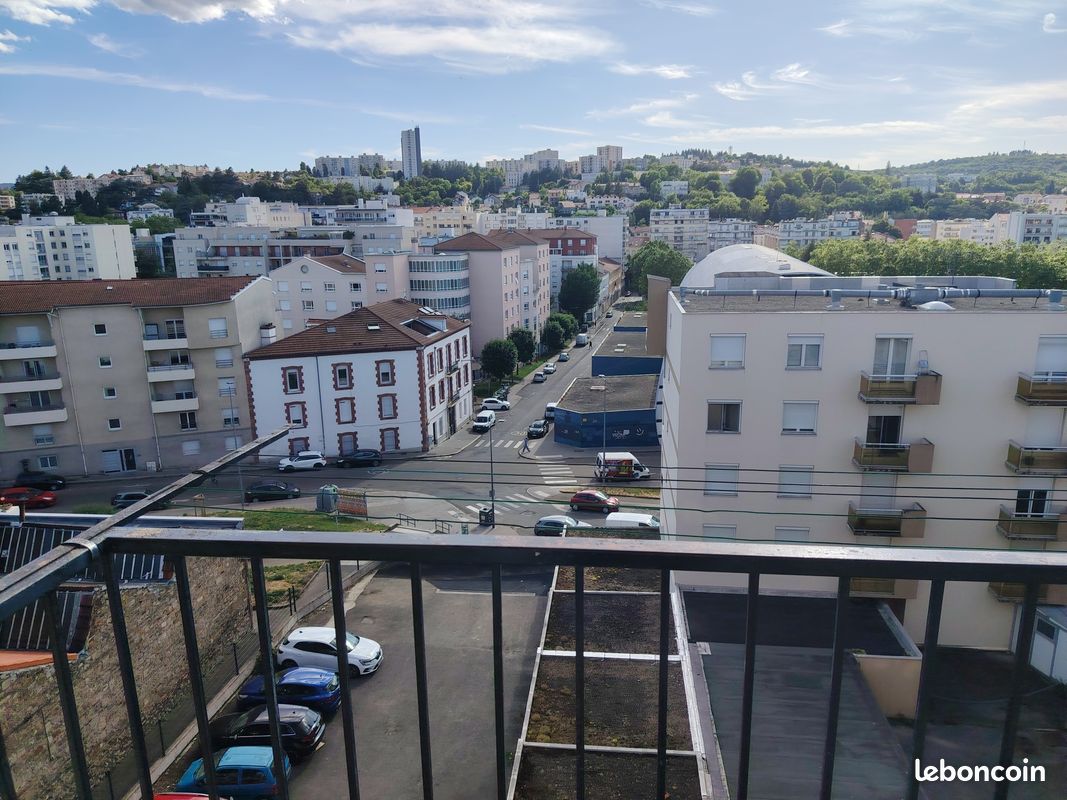 Parking 3 pièces 70 m² · à Saint-Étienne · 70 m² · 83 000 €