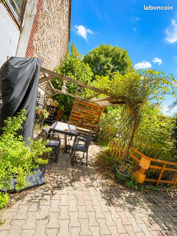 Appartement 2 pièces 37 m² · à Saint-Étienne · 37 m² · 63 000 €