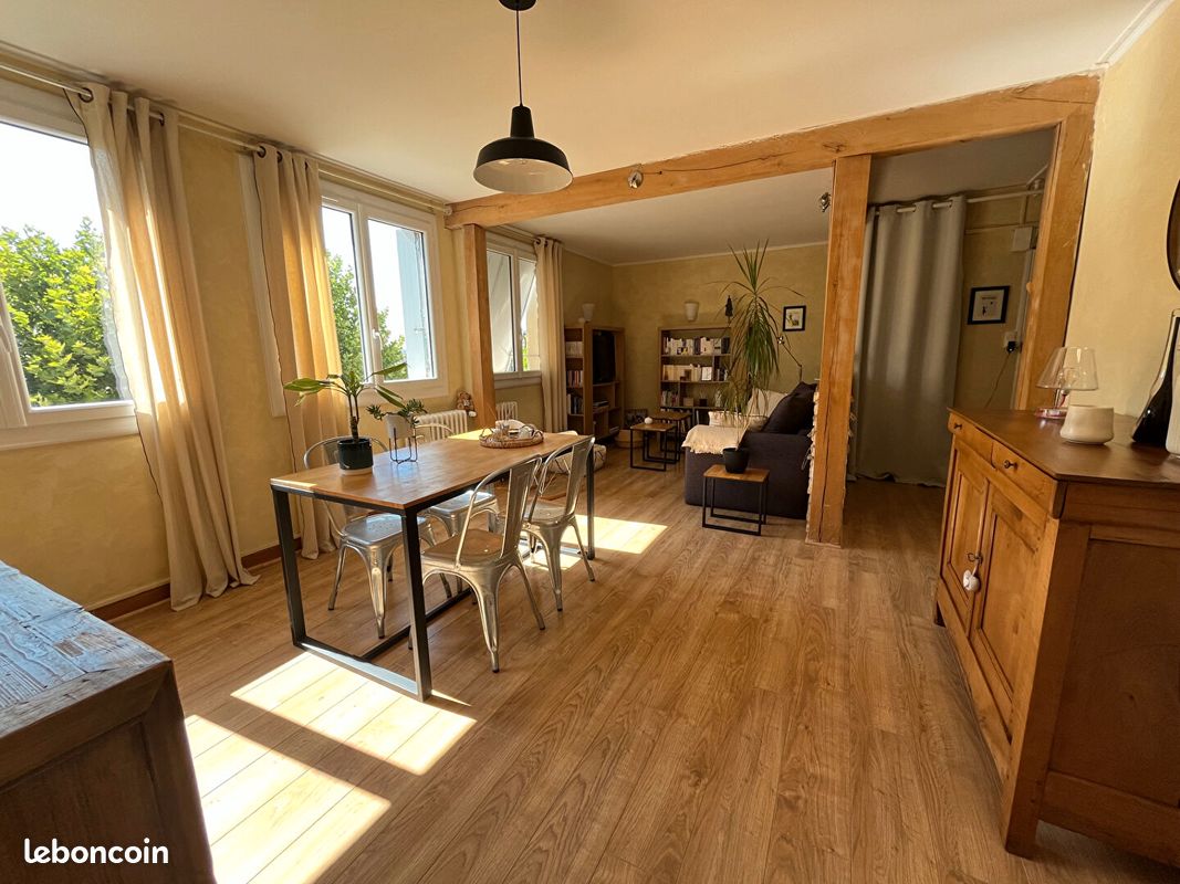 Appartement 3 pièces 72 m² · à Aurillac · 72 m² · 120 000 €