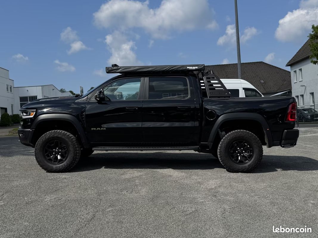 Dodge RAM 1500 RHO Hurricane 3.0 548 ch 4x4 – Rhino Pack – HUD – Harman Kardon – Pano - TVA Récupérable (image 5)