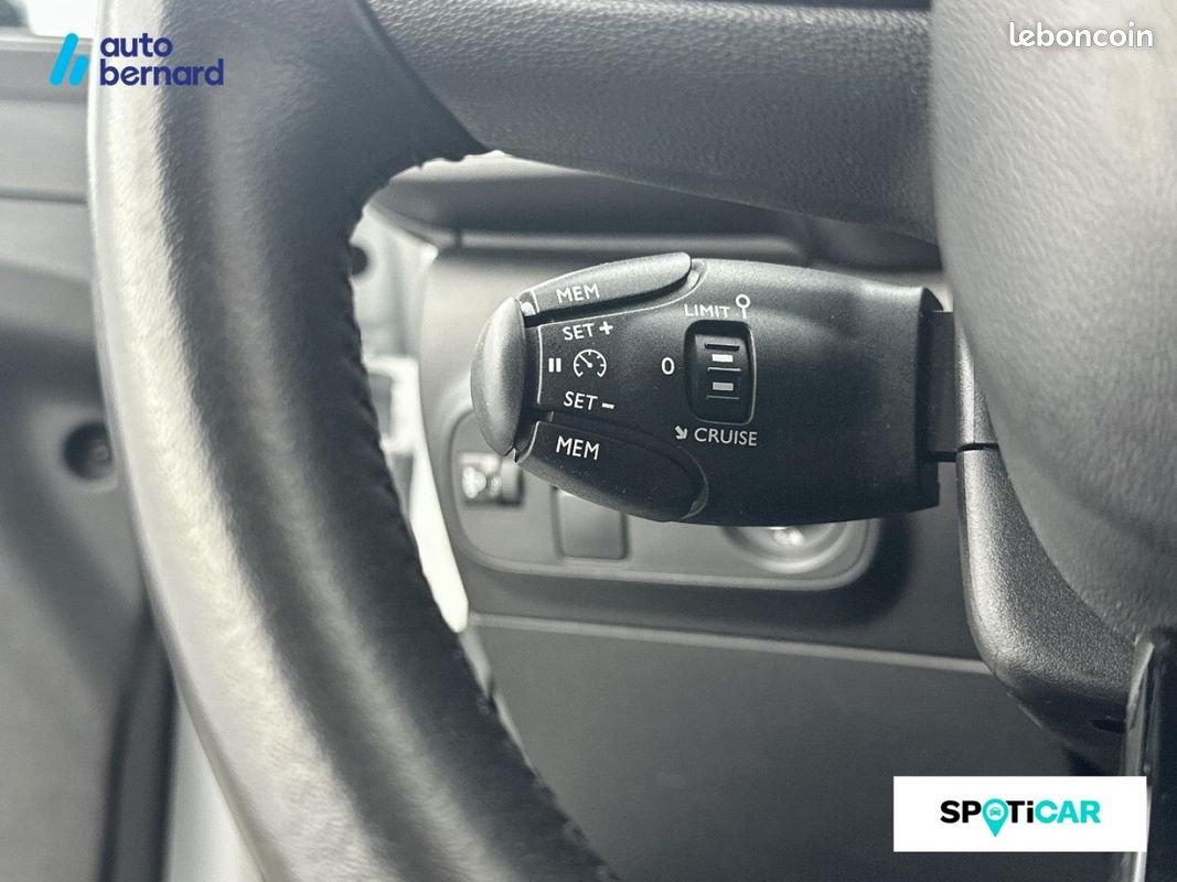 Citroen C3 1.2 PureTech 83ch S&S Shine (image 18)