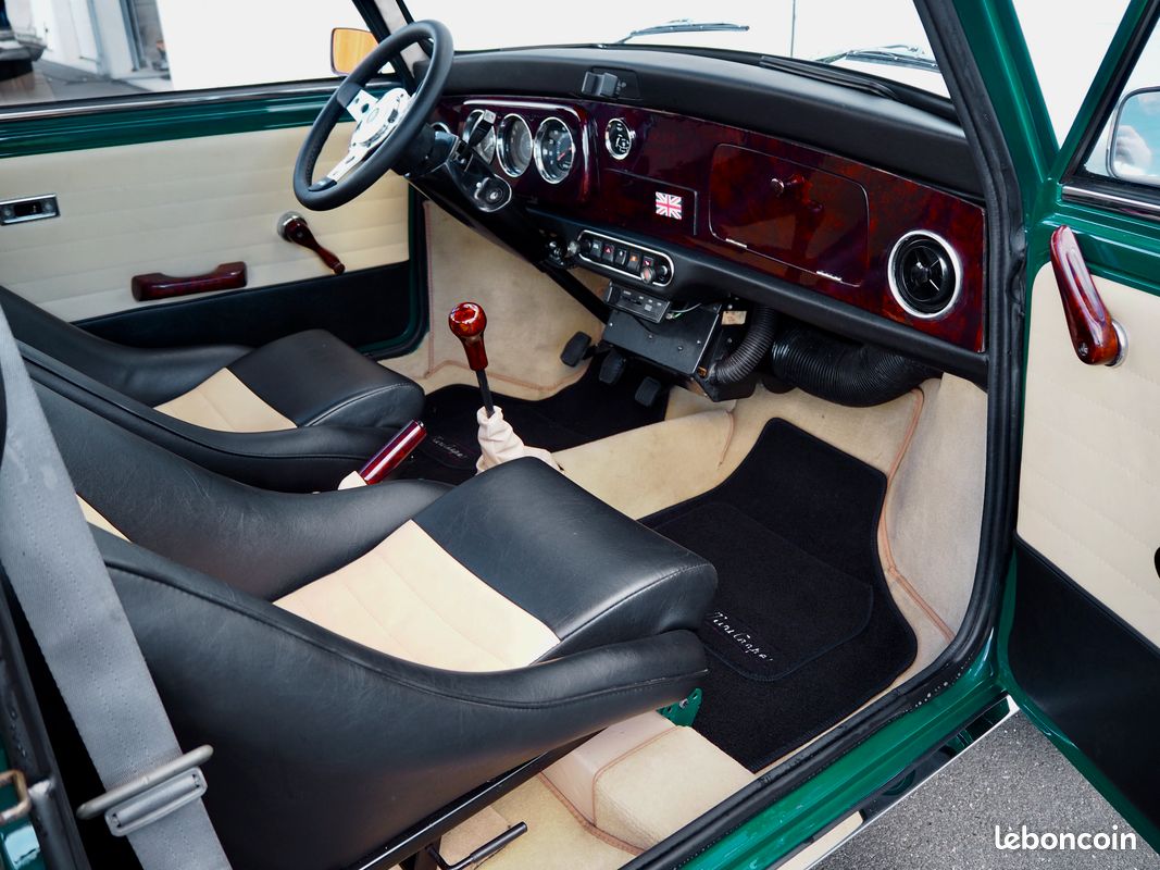 MINI AUSTIN 1300 carbu - Restaurée carrosserie et mécanique (image 8)