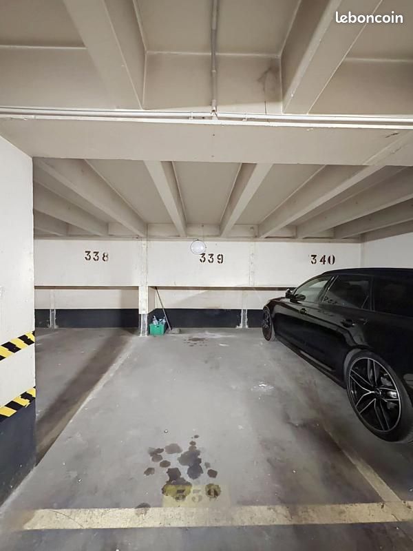 Parking 11 m² · à Neuilly-sur-Seine · 11 m² · 38 000 €
