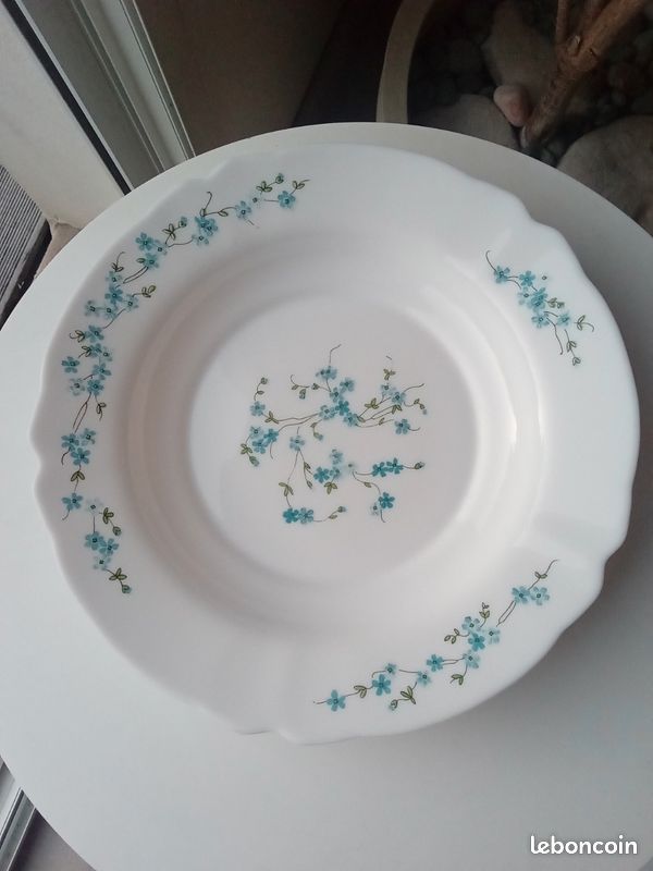 Vintage Arcopal Véronica Myosotis ,Fleurs bleues Grand plat rond creux - Arts de la table
