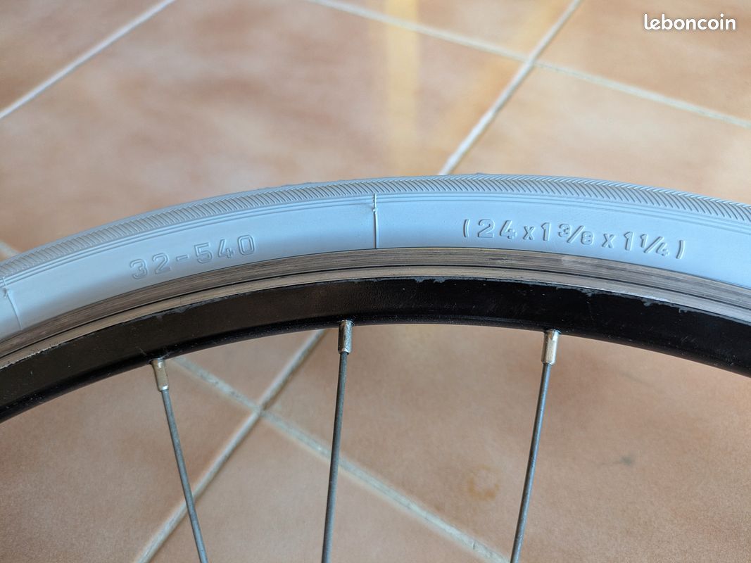 Paire de Roues 24 pouces (image 6)