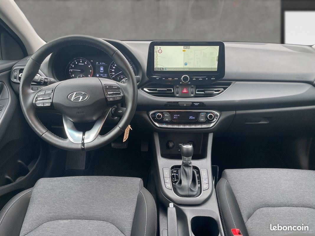 Hyundai i30 T-GDI 120 HYBRIDE 48V CREATIVE BVA (image 15)