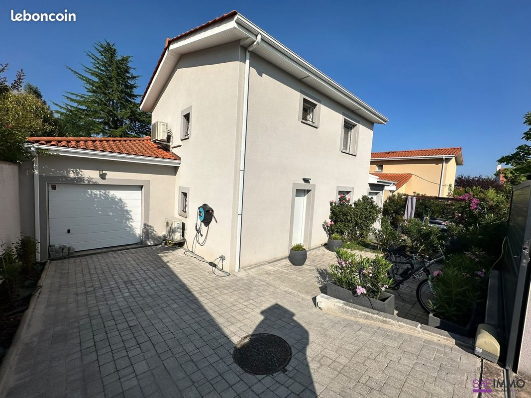 Maison 5 pièces 131 m² · à Chaponost · 131 m² · 560 000 €