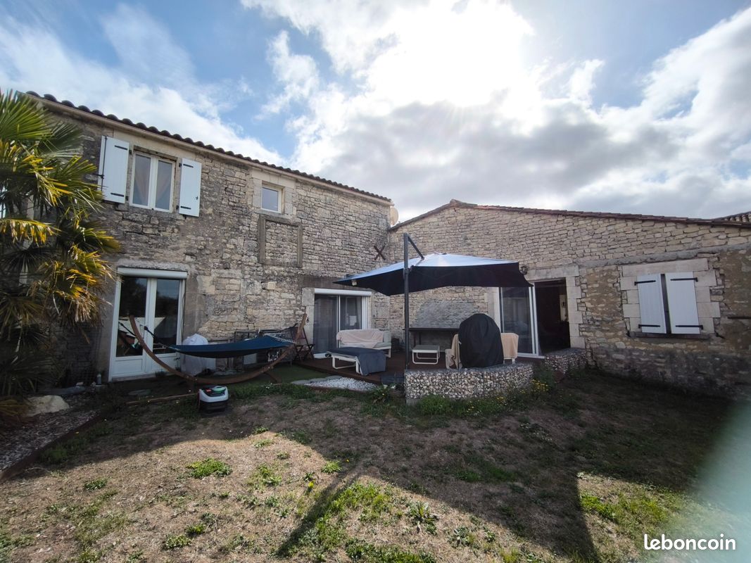 Maison 6 pièces 185 m² · à Mérignac · 185 m² · 263 000 €
