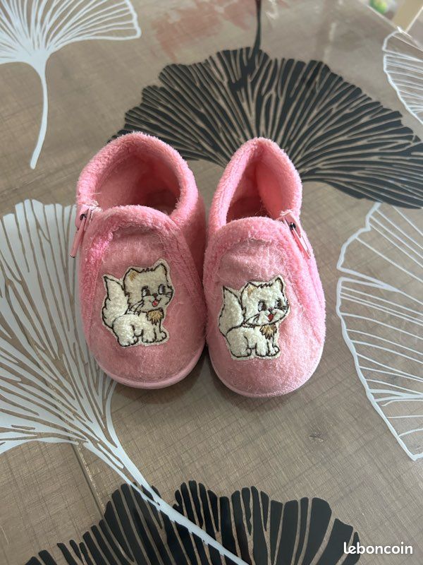 Chaussons taille 18 in extenso (image 2)