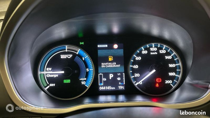Mitsubishi Eclipse Cross 2.4 MIVEC PHEV 188ch Business 4WD (image 10)