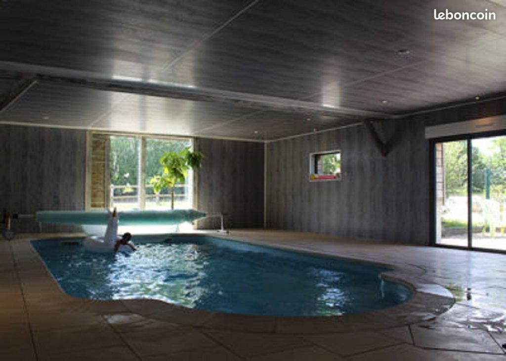 Maison 10 pièces 480 m² · à Le Bourgneuf-la-Forêt · 480 m² · 450 000 €