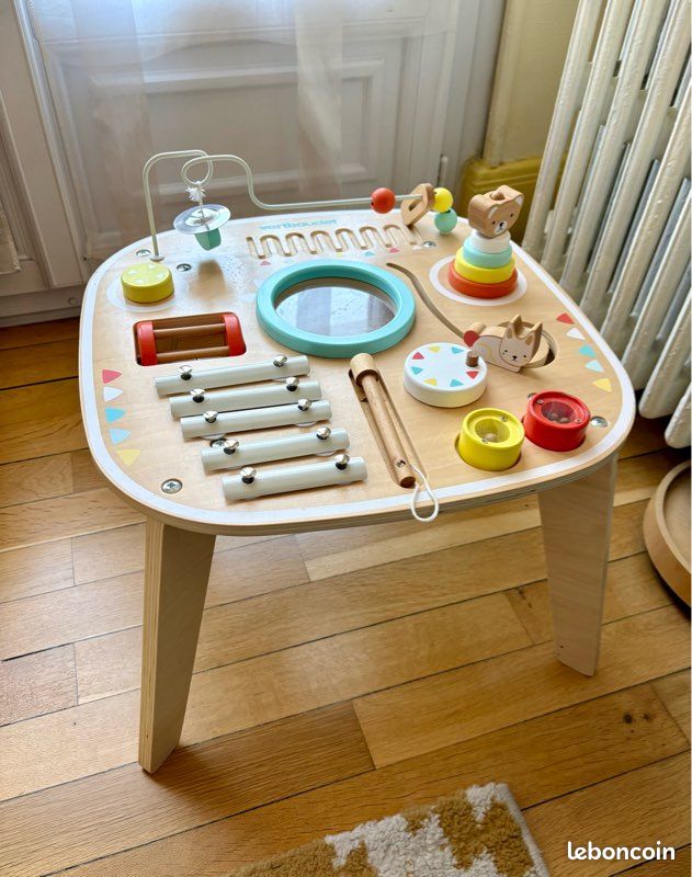 Table d’activités et d’éveil musical Vertbaudet (image 1)