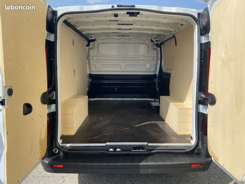 Renault TRAFIC III FG L1H1 2T8 2.0 BLUE DCI 130CH CONFORT (image 4)