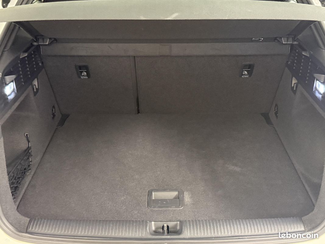 AUDI Q2 35 TFSI COD 150 S tronic 7 S Line (image 10)