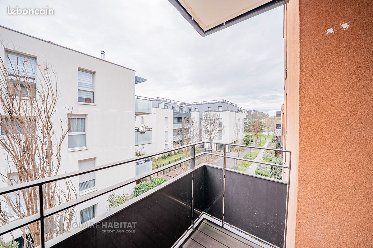 Appartement 3 pièces 59 m² · à Meyzieu · 59 m² · 230 000 €