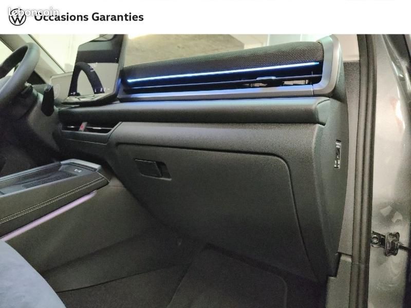 Volkswagen T-Roc 1.5 eTSI 150ch Style DSG7 (image 21)