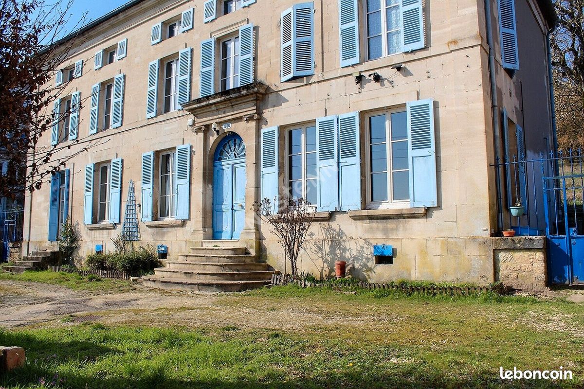 Immeuble 9 pièces 204 m² · à Verdun · 204 m² · 180 000 €
