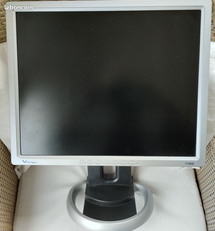 Moniteur 19 pouces (image 1)