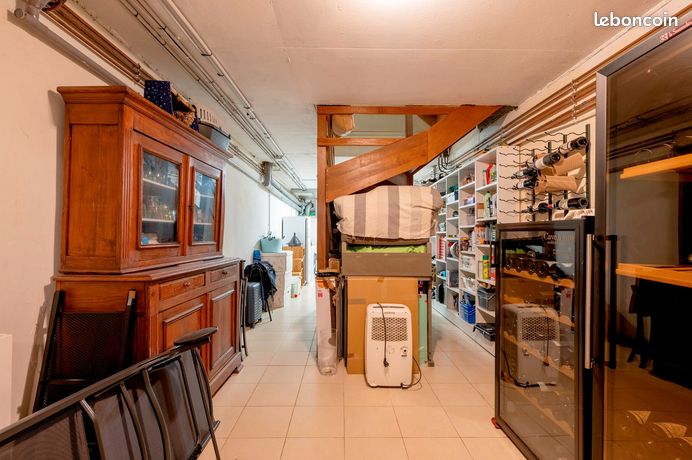 Maison 9 pièces 186 m² — 13