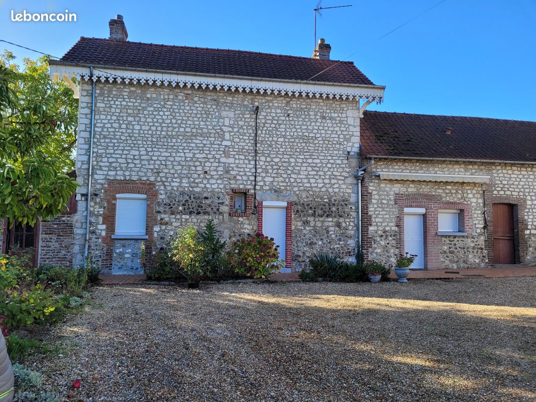 Maison 5 pièces 97 m² · aux Damps · 97 m² · 230 000 €