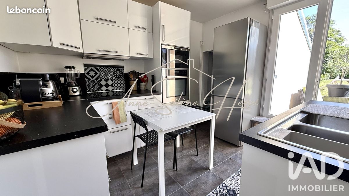Maison 5 pièces 114 m² · à Mériel · 114 m² · 382 000 €