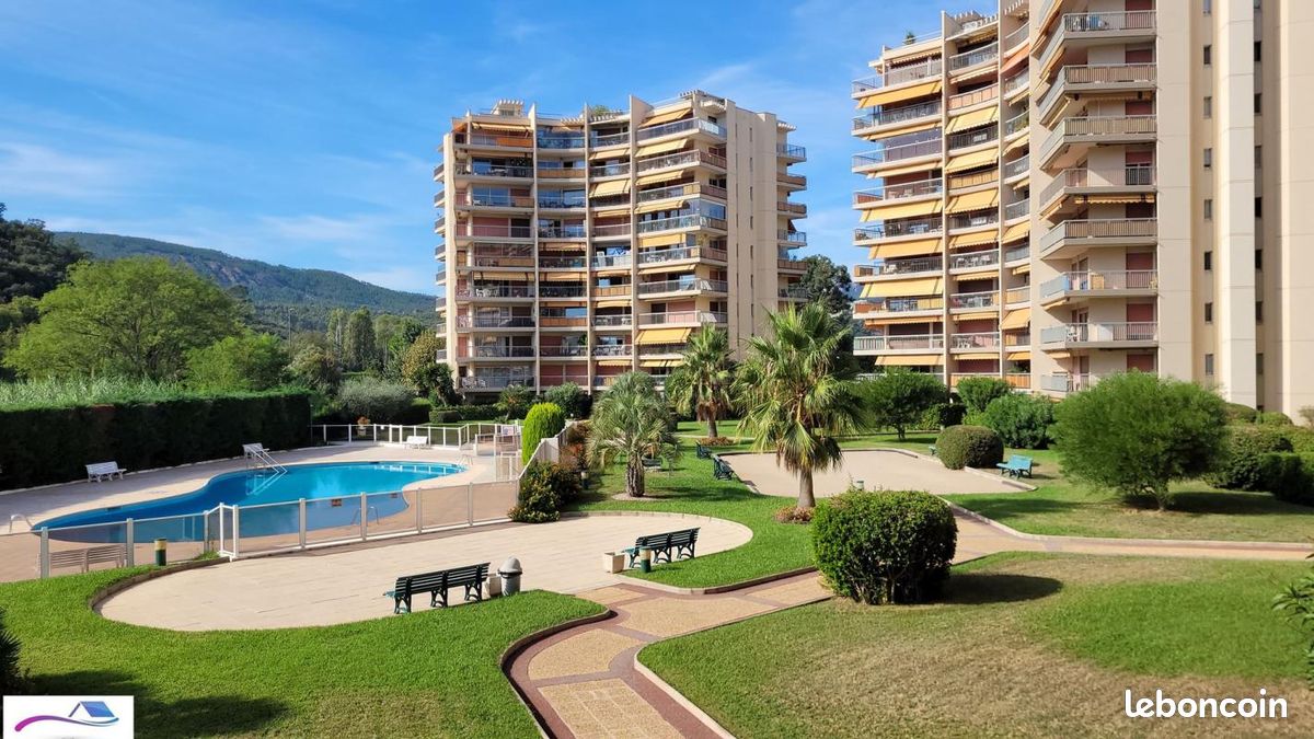 Appartement 2 pièces 45 m² · à Mandelieu-la-Napoule · 45 m² · 223 000 €