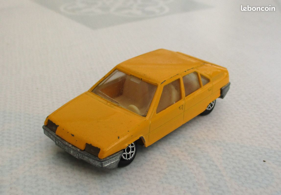 NOREV MINI JET CAR FRANCE 1/64 Citroën DS 21 ROUES SCHUCO OCCASION BON
