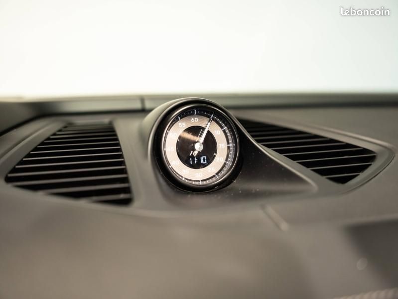 Porsche Macan 639ch Turbo MY25 (image 21)