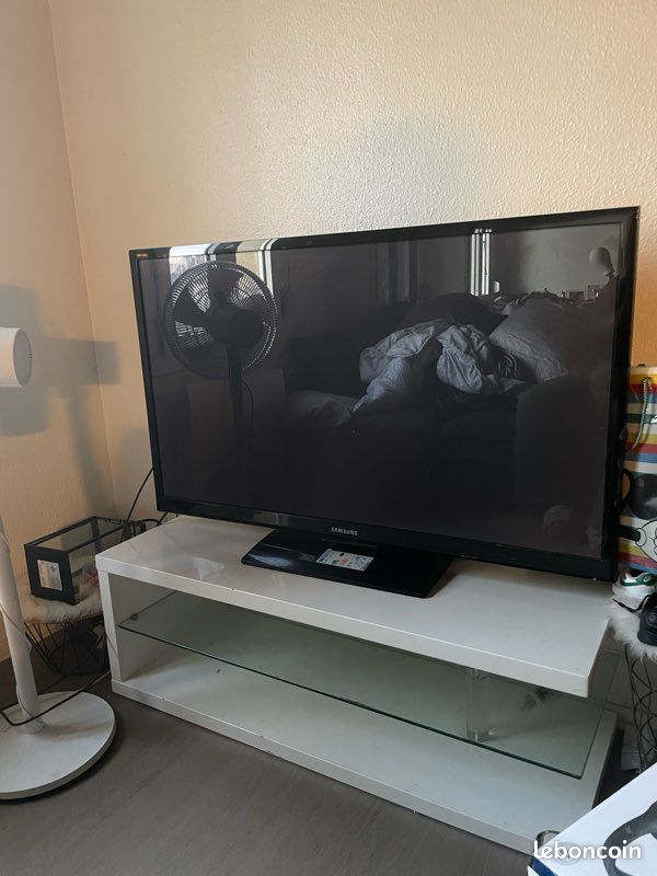 Meuble TV (image 1)