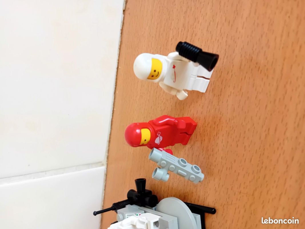 Lego legoland space annees 80 (image 2)