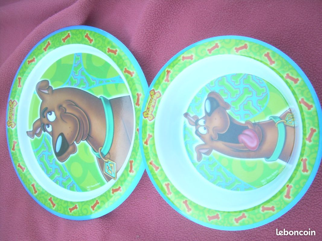 Lot De 5 Assiettes Enfant En Mélamine – Dora, Veggie Tales, Scooby Doo, Sesame Street, Winnie L’Ourson (occasion)