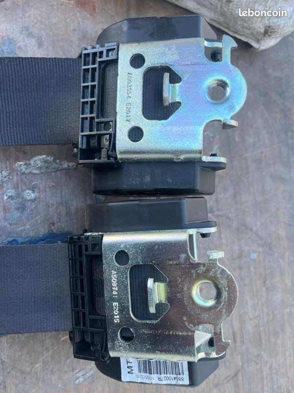 Ceintures arrière Renault megane 3 break (image 3)