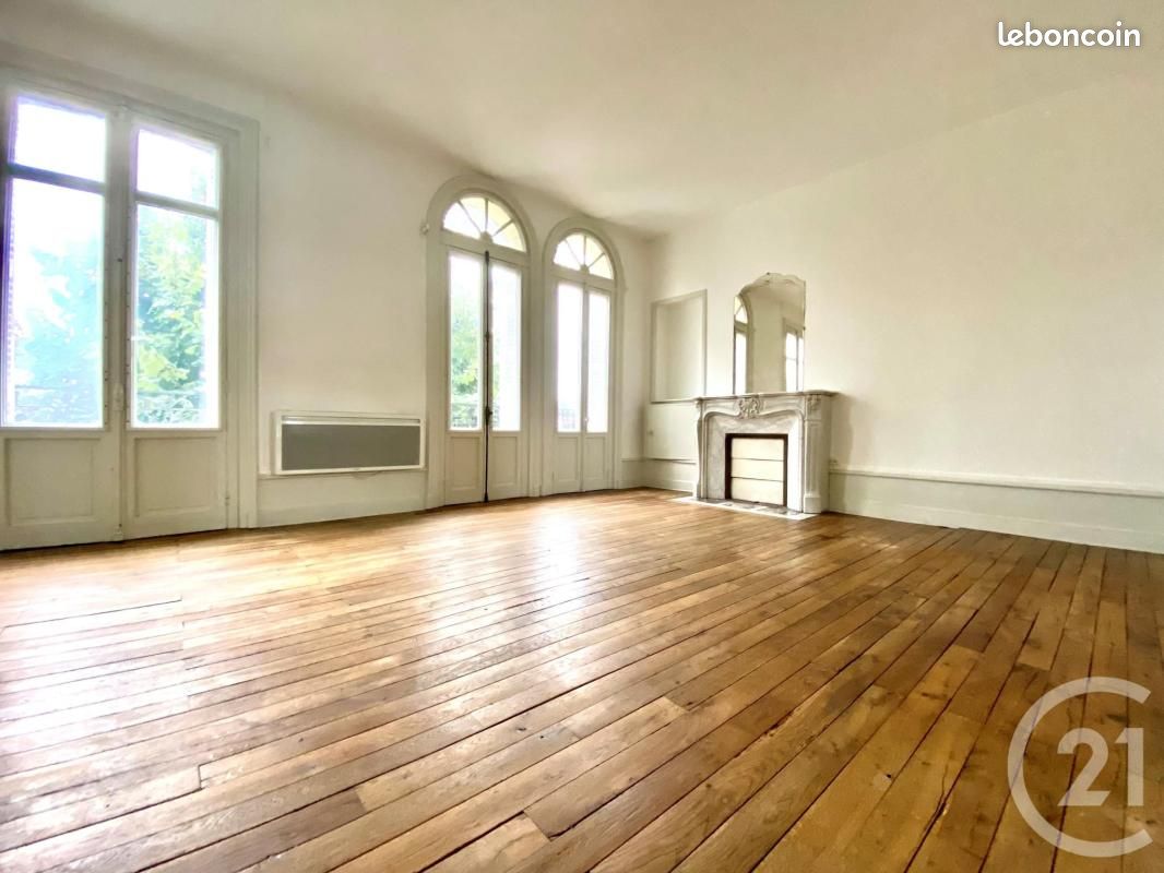 Appartement 2 pièces 65 m² · à Périgueux · 65 m² · 565 €/mois