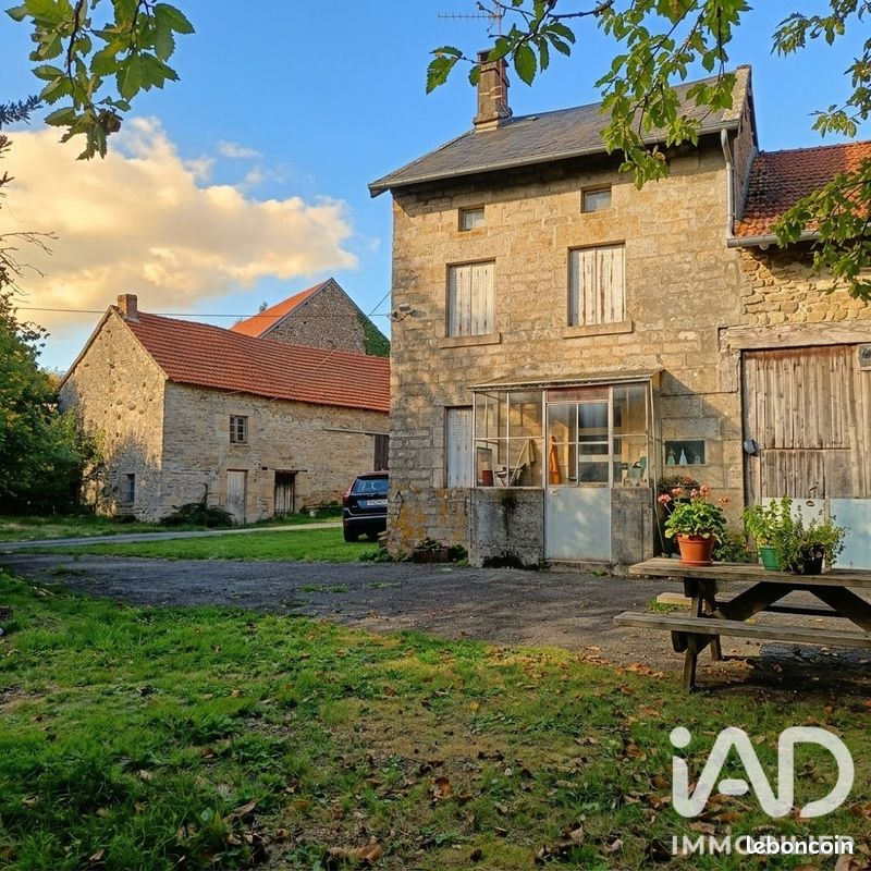Maison 4 pièces 84 m² · à Saint-Léger-la-Montagne · 84 m² · 175 000 €