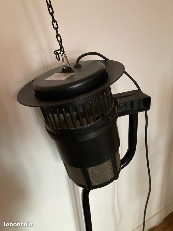 Anti moustique avec socle et ventilation (image 3)