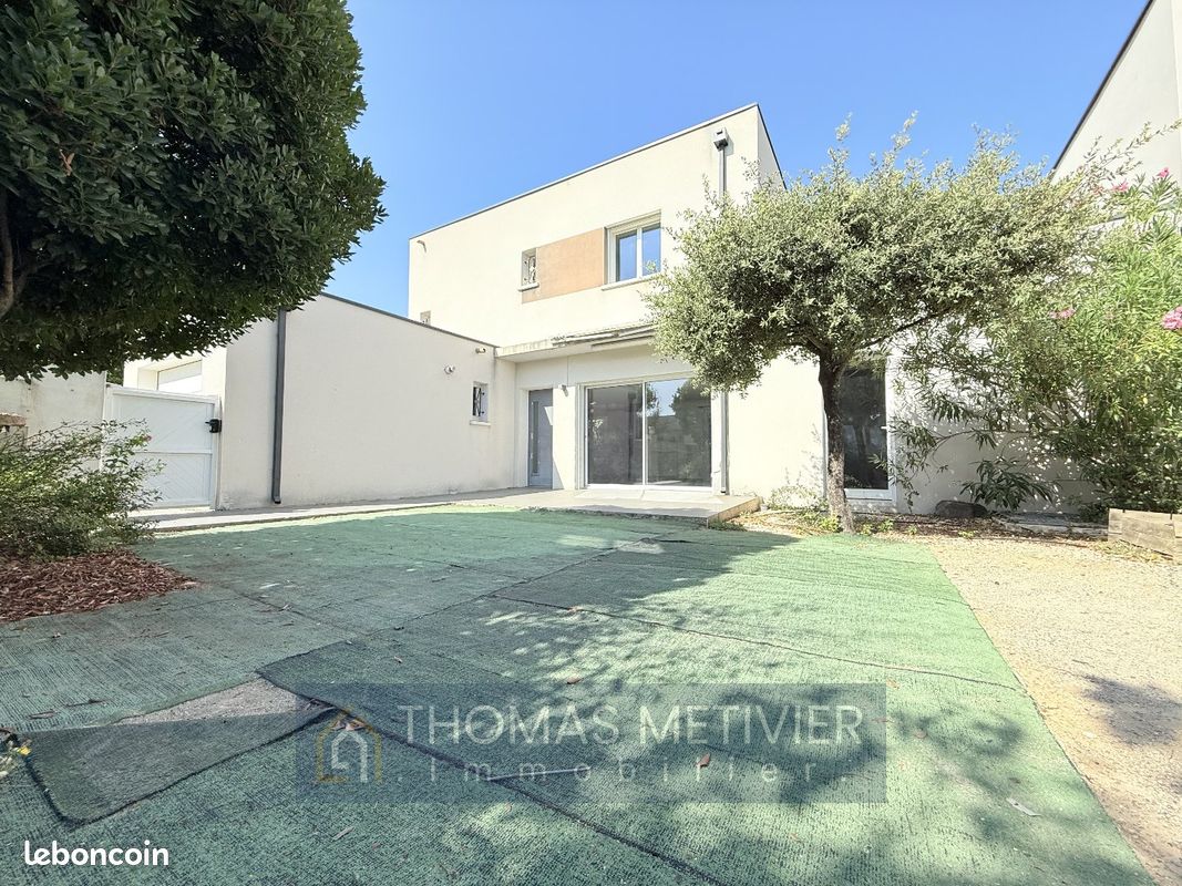 Maison 5 pièces 113 m² · à Bassan · 113 m² · 279 000 €