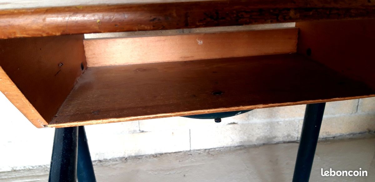 Table écolier ancienne (image 3)