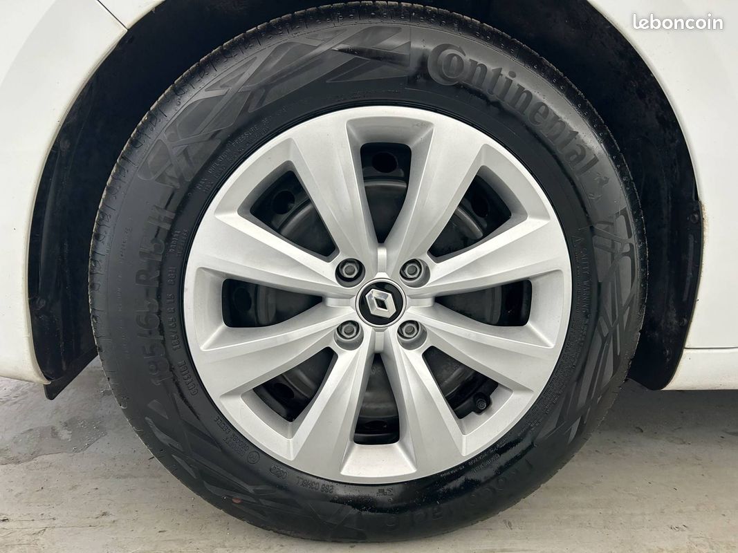 RENAULT Clio SCe 65 Authentic (image 19)